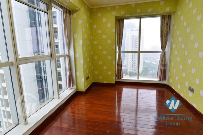 Unfurnished three bedrooms apartment for rent in L building, Ciputra, Tay Ho, Ha Noi
